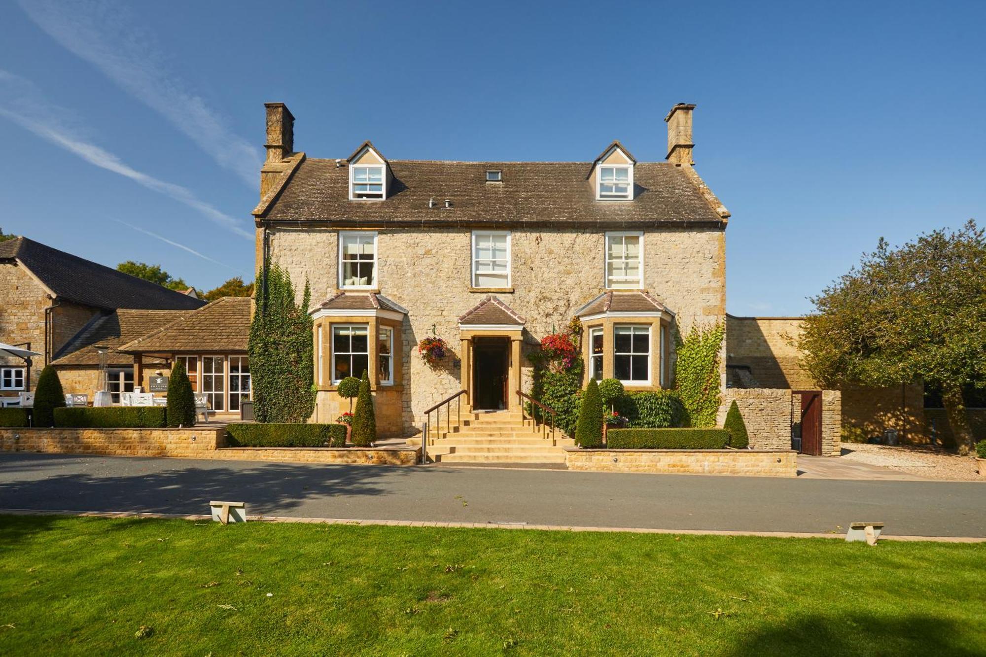 Dormy House Hotel Broadway  Buitenkant foto